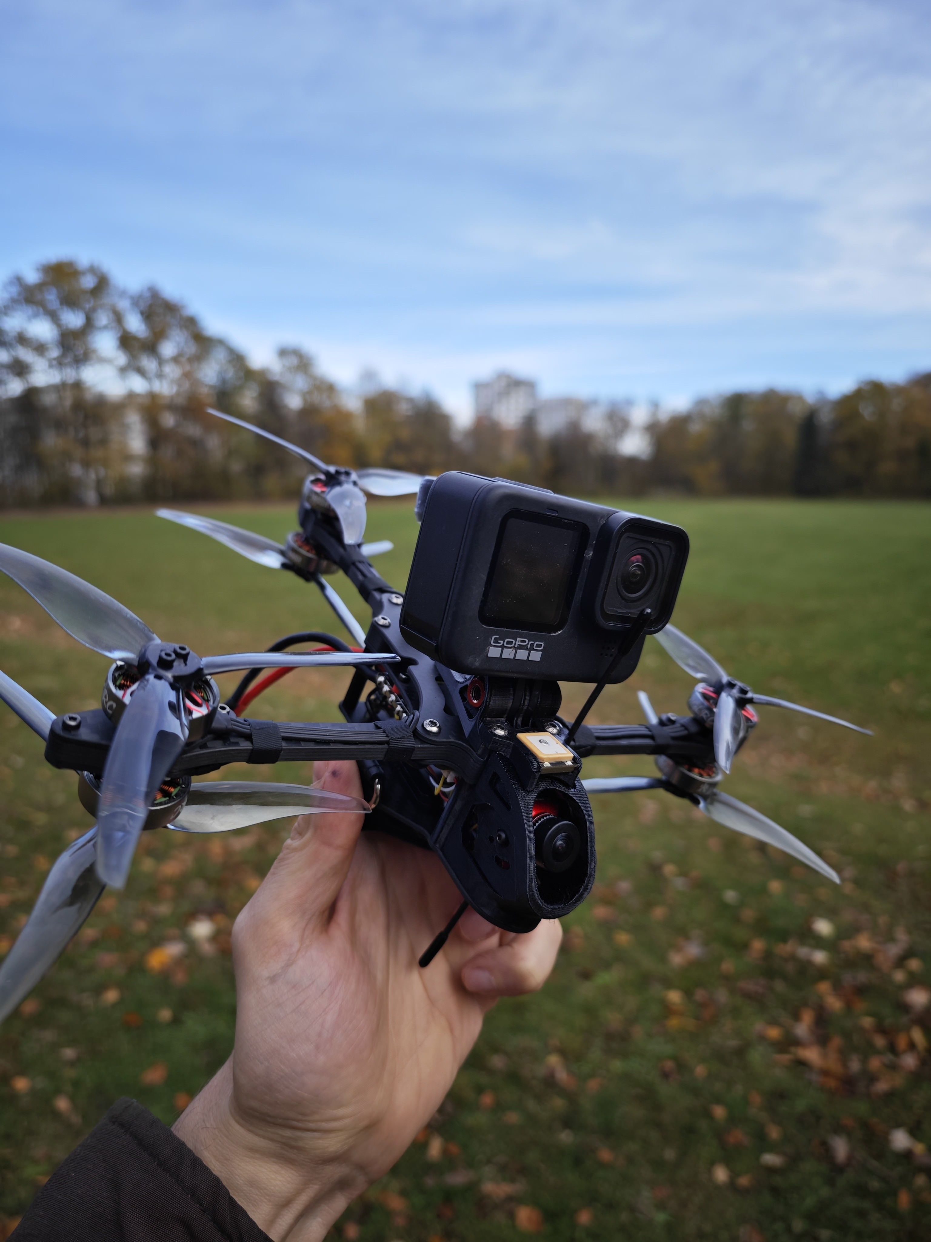 Rekon FPV Y6